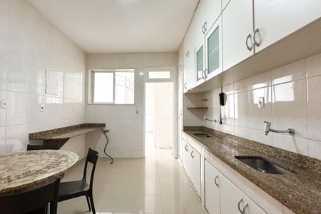 Apartamento à venda com 200m², 3 quartos e 1 vagaCozinha