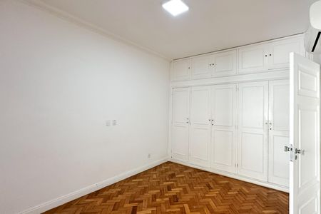 Apartamento à venda com 200m², 3 quartos e 1 vagaQuarto 1