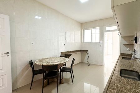 Apartamento à venda com 200m², 3 quartos e 1 vagaCozinha