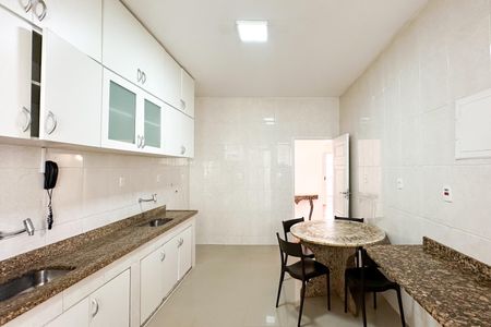 Apartamento à venda com 200m², 3 quartos e 1 vagaCozinha