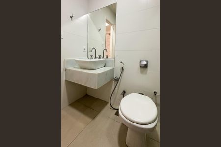 Apartamento à venda com 200m², 3 quartos e 1 vagaBanheiro Social