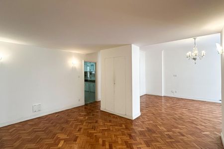 Apartamento à venda com 200m², 3 quartos e 1 vagaSala