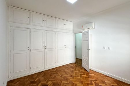 Apartamento à venda com 200m², 3 quartos e 1 vagaQuarto 1