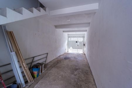 Casa para alugar com 35m², 1 quarto e 1 vagaEscada Externa