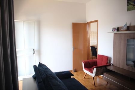 Casa à venda com 360m², 3 quartos e 3 vagasSala