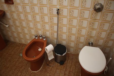 Casa à venda com 360m², 3 quartos e 3 vagasBanheiro 2