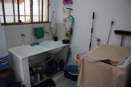 Casa à venda com 360m², 3 quartos e 3 vagasÁrea de Serviço