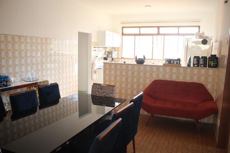 Casa à venda com 360m², 3 quartos e 3 vagasCozinha