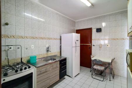 Apartamento para alugar com 70m², 2 quartos e 1 vaga Apartamento para alugar com 70m², 2 quartos e 1 vagaCozinha