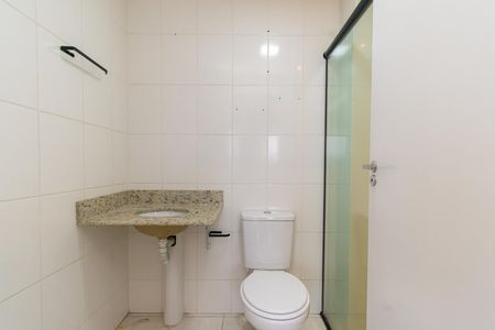 Apartamento para alugar com 47m², 2 quartos e sem vaga Apartamento para alugar com 47m², 2 quartos e sem vagaBanheiro