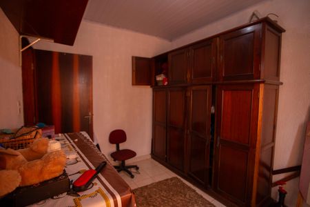 Casa à venda com 141m², 4 quartos e 2 vagasQuarto 4