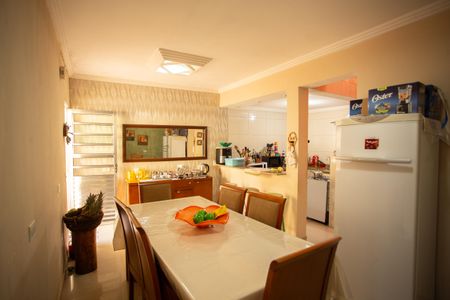 Casa à venda com 141m², 4 quartos e 2 vagasCozinha