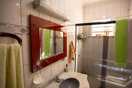 Casa à venda com 141m², 4 quartos e 2 vagasBanheiro