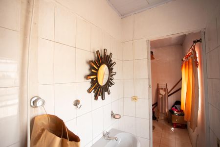 Casa à venda com 141m², 4 quartos e 2 vagasBanheiro 2