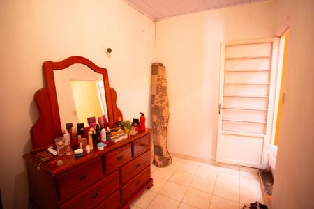 Casa à venda com 141m², 4 quartos e 2 vagasQuarto 3