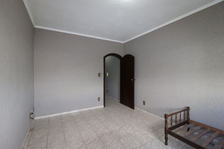 Casa à venda com 255m², 5 quartos e 2 vagasQuarto 3