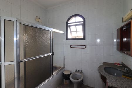 Casa à venda com 255m², 5 quartos e 2 vagasBanheiro Social 1