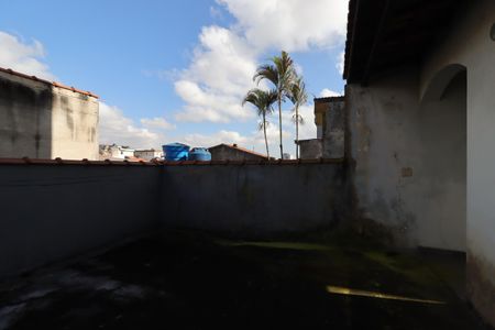 Casa à venda com 255m², 5 quartos e 2 vagasQuintal