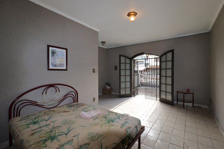 Casa à venda com 255m², 5 quartos e 2 vagasSuíte