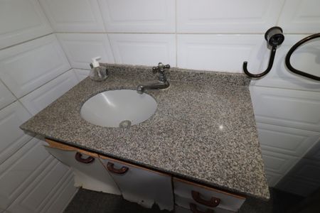 Casa à venda com 255m², 5 quartos e 2 vagasBanheiro Social 2 - Pia