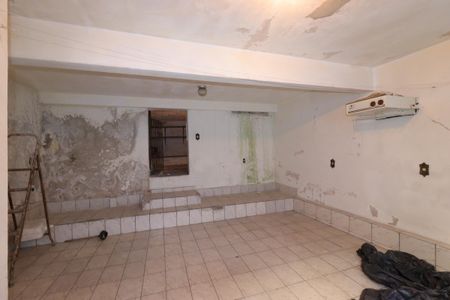 Casa à venda com 255m², 5 quartos e 2 vagasÁrea de Serviço