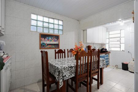 Casa à venda com 200m², 5 quartos e sem vaga Casa à venda com 200m², 5 quartos e sem vagaCozinha