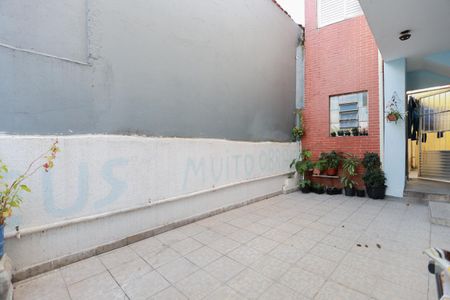 Casa à venda com 200m², 5 quartos e sem vaga Casa à venda com 200m², 5 quartos e sem vagaQuintal