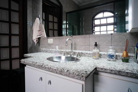 Apartamento à venda com 253m², 5 quartos e 2 vagasBanheiro da Suíte