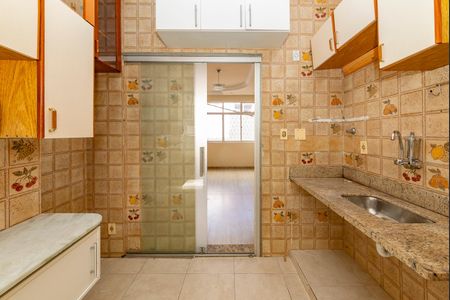 Apartamento à venda com 75m², 3 quartos e 1 vagaCozinha