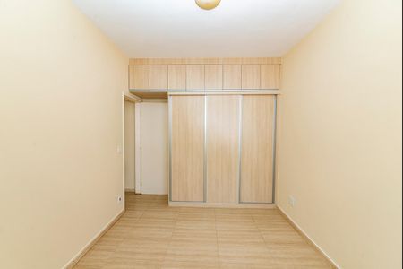 Apartamento à venda com 75m², 3 quartos e 1 vagaQuarto 2