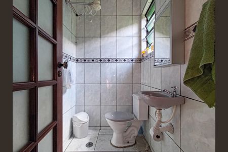 Casa à venda com 250m², 1 quarto e 4 vagasBanheiro da Suíte