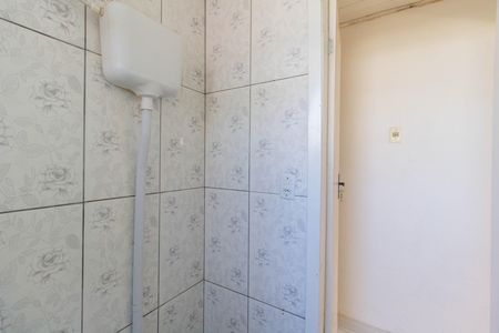 Casa para alugar com 120m², 2 quartos e 1 vaga Casa para alugar com 120m², 2 quartos e 1 vagaBanheiro