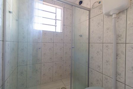 Casa para alugar com 120m², 2 quartos e 1 vaga Casa para alugar com 120m², 2 quartos e 1 vagaBanheiro