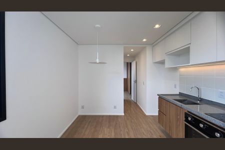 Apartamento à venda com 36m², 1 quarto e sem vaga Apartamento à venda com 36m², 1 quarto e sem vagaSala