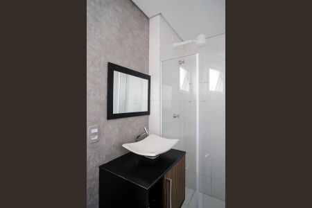 Apartamento à venda com 71m², 2 quartos e 2 vagasBanheiro da suíte