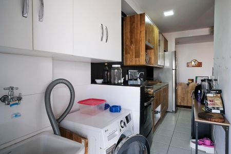 Apartamento à venda com 71m², 2 quartos e 2 vagasÁrea de serviço