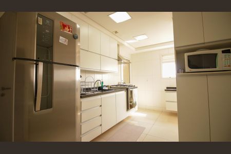 Apartamento à venda com 120m², 3 quartos e 2 vagasCozinha