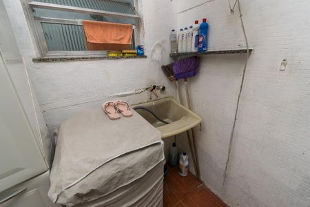 Apartamento à venda com 70m², 2 quartos e 1 vagaÁrea de Serviço