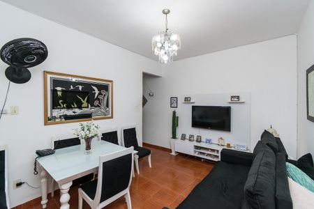Apartamento à venda com 70m², 2 quartos e 1 vagaSala