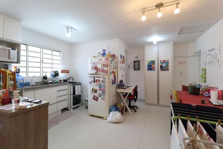 Casa à venda com 203m², 5 quartos e 6 vagasSala / Cozinha casa 2