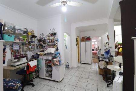 Casa à venda com 203m², 5 quartos e 6 vagasCorredor 1