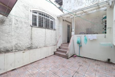 Casa à venda com 203m², 5 quartos e 6 vagasQuintal