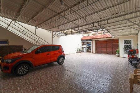 Casa à venda com 203m², 5 quartos e 6 vagasGaragem