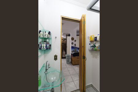 Casa à venda com 203m², 5 quartos e 6 vagasBanheiro 1