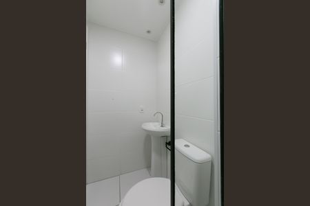 Apartamento para alugar com 32m², 2 quartos e sem vaga Apartamento para alugar com 32m², 2 quartos e sem vagaBanheiro