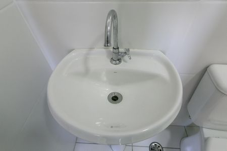 Apartamento para alugar com 32m², 2 quartos e sem vaga Apartamento para alugar com 32m², 2 quartos e sem vagaBanheiro