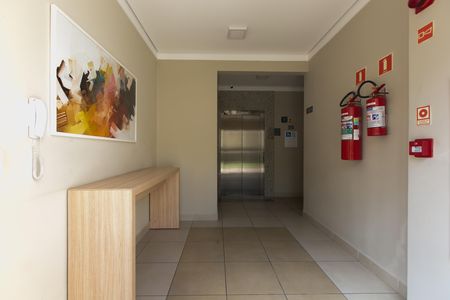 Apartamento para alugar com 32m², 2 quartos e sem vaga Apartamento para alugar com 32m², 2 quartos e sem vagaHall de Entrada