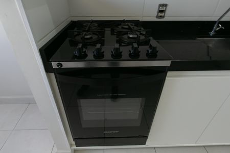 Apartamento para alugar com 32m², 2 quartos e sem vaga Apartamento para alugar com 32m², 2 quartos e sem vagaCozinha - Fogão