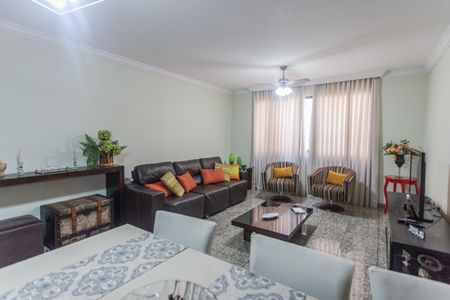 Apartamento para alugar com 94m², 3 quartos e 2 vagas Apartamento para alugar com 94m², 3 quartos e 2 vagasSala