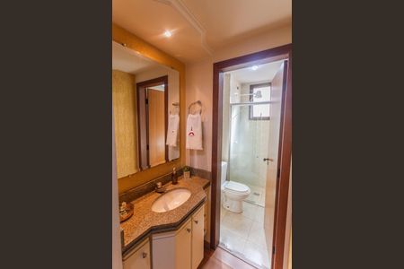 Apartamento para alugar com 94m², 3 quartos e 2 vagas Apartamento para alugar com 94m², 3 quartos e 2 vagasBanheiro Social